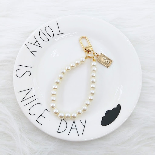 Title 7, Korean Style Vintage Beauty Head Pearl Chain Ke...