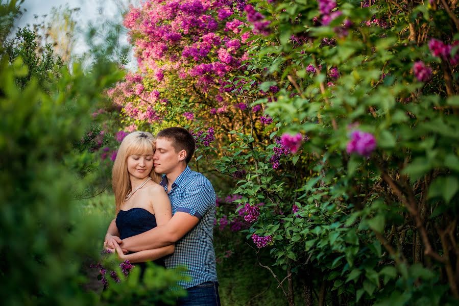 Wedding photographer Aleksey Galutva (galex2010). Photo of 7 April 2015