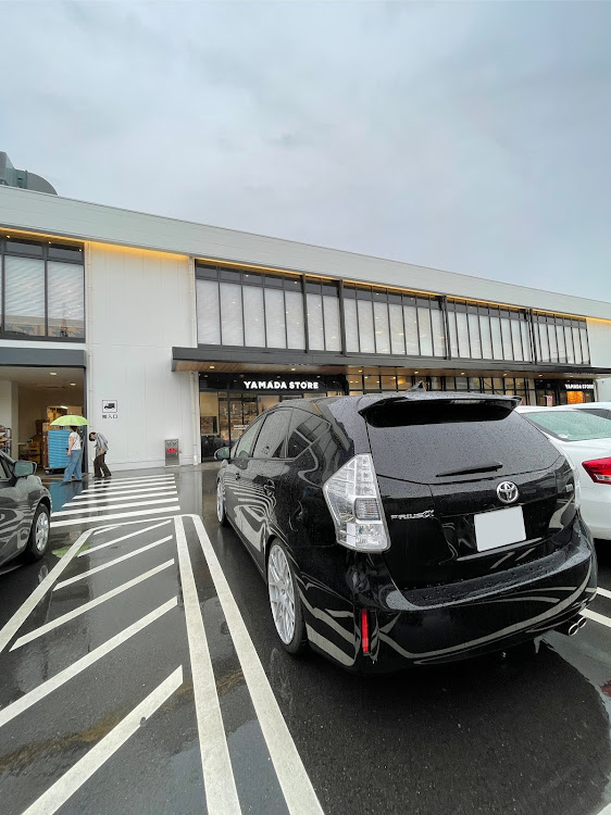 プリウスαのZVW41W・みんなでつくろうホイール図鑑・Titan7・鍛造ホイール・プリウスαに関するカスタム事例の投稿画像3枚目