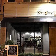 Naughty Thai 泰調啤泰式餐酒館