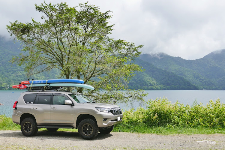 ランドクルーザープラドのSUP・丘サーファーではない・アバンギャルドブロンズメタリック・リフトアップ・プラド150後期に関するカスタム事例の投稿画像1枚目