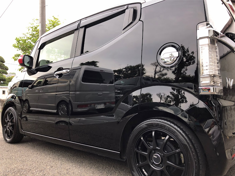 SPARKLEさんが投稿した東京　町田　神奈川　横浜　相模原・Nスラッシュ・エシュロンナノフィル　ガラスコーティングに関するカスタム事例の投稿画像4枚目