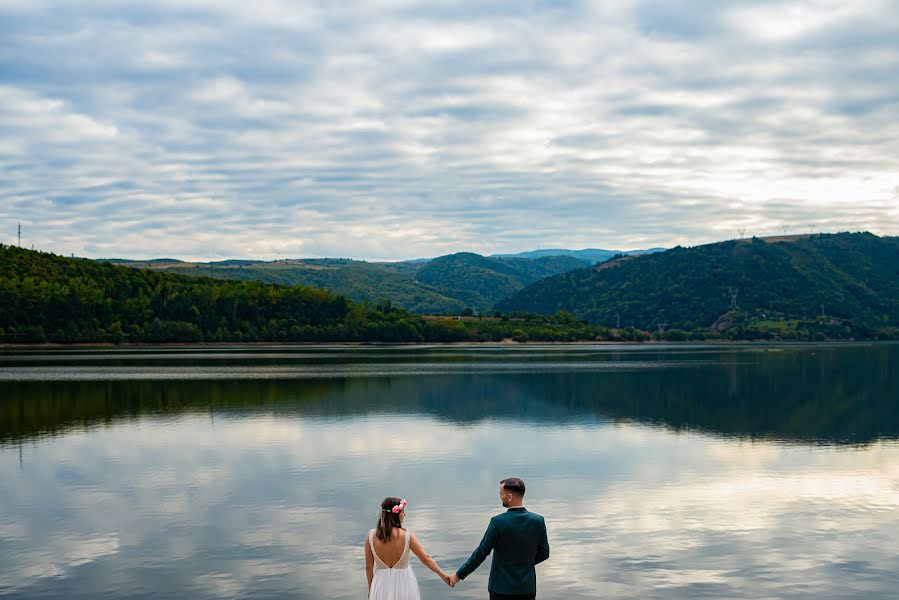 Fotografo di matrimoni Cosmin Vlad (cosminvlad). Foto del 24 novembre 2023