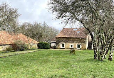 House with pool and terrace 5