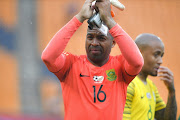 Bafana Bafana goalkeeper Itumeleng Khune applauds the fans after the 2019 Africa Cup of Nations qualification match between South Africa and Seychelles at FNB Stadium on October 13, 2018 in Johannesburg. 
