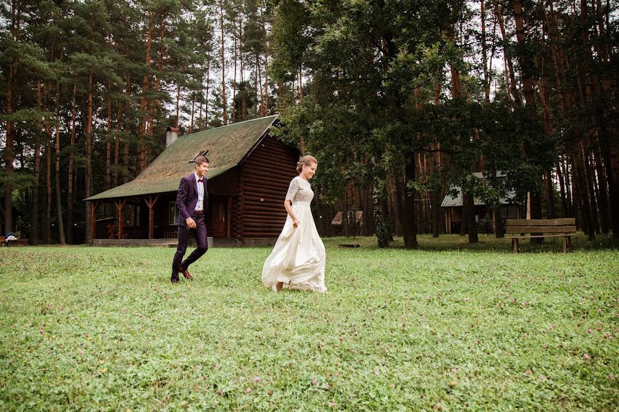 Wedding photographer Lesya Prodanik (lesyaprodanyk). Photo of 30 August 2017