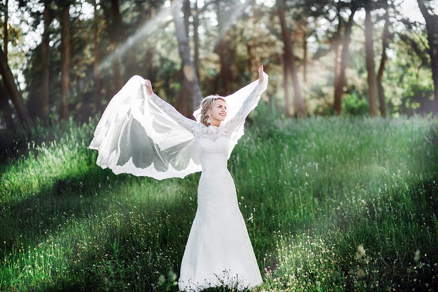 Fotografer pernikahan Aleksandr Korobov (tomirlan). Foto tanggal 24 Juli 2015