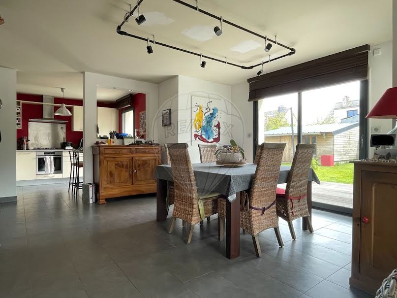 Vente maison 6 pièces 135 m² à Landivisiau (29400), 385 075 €