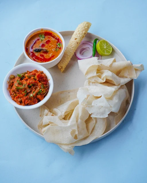 Veg Rumali Roti Thali