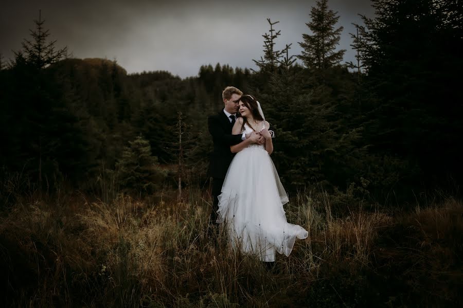 Wedding photographer Kristine Ristesund (kristiner). Photo of 2 May