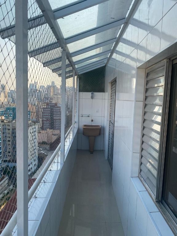 Apartamento Reformado 1 Quarto Metrô Anhangabaú Terminal Bandeira Aluguel, 50m² por R$ 2.278/mês - Av. Nove de Julho - Centro - São Paulo/SP - AP30693