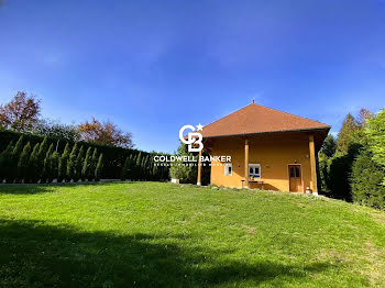 propriété à La Chapelle-de-la-Tour (38)