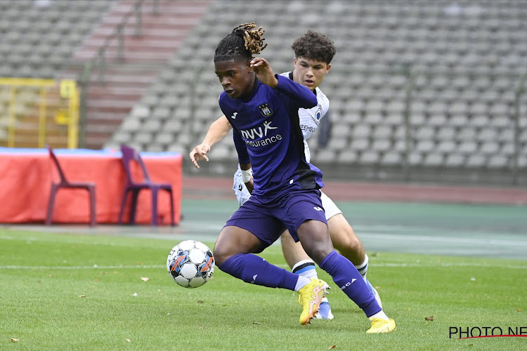 Anderlecht dreigt nog een talent kwijt te raken: 18-jarige winger kan (onder andere) naar Standard