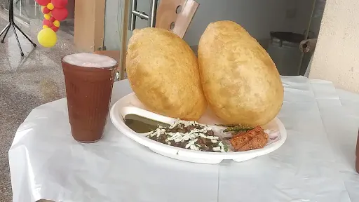 Combo 1- Full Plate Chole Bhature [2 Bhature] + 1 Salted Lassi