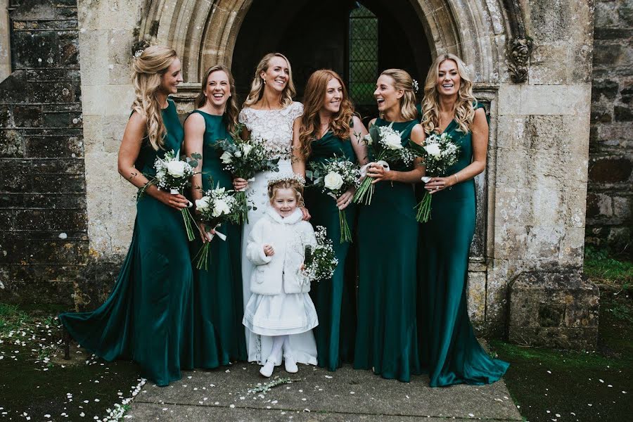 Fotógrafo de bodas Angharad Thomas (angharad). Foto del 1 de julio 2019