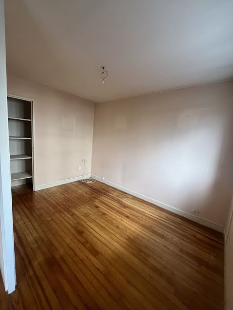 Vente appartement 3 pièces 66 m² à Saint-Etienne (42000), 75 000 €