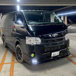 ハイエースバン KDH206V