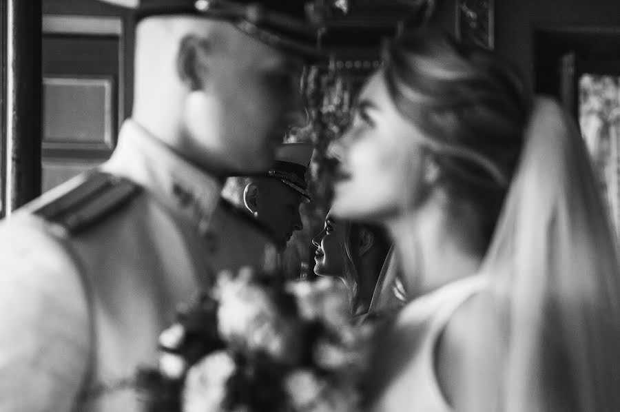 結婚式の写真家Darya Rogova (dashaezhik)。2017 8月23日の写真