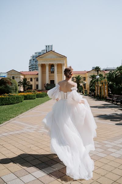 Wedding photographer Olga Usanova (olgawedd). Photo of 2 May 2023