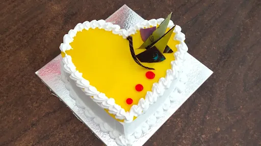 Pineapple Heart Shape Cake [500gms]