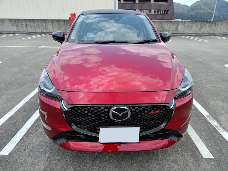 MAZDA2のYUKISHIRATOMONEさんが投稿したカスタム事例の投稿画像1枚目