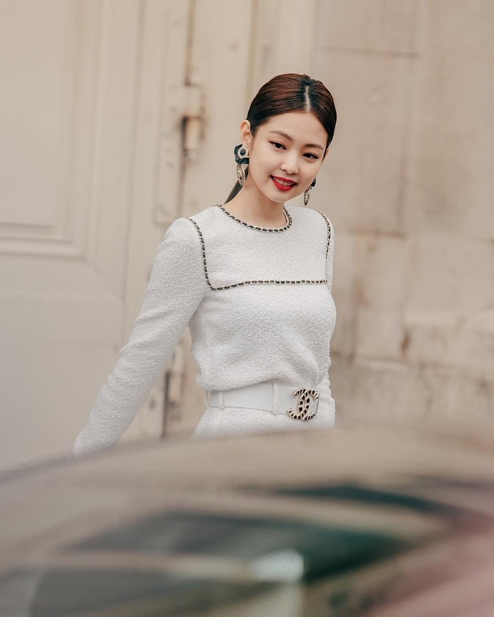 jennie louis vuitton photoshoot