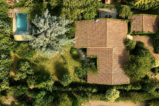 House with pool and terrace 3
