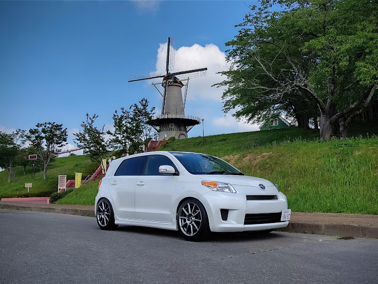 イストのホイール交換・scionxd・サイドマーカー治療法・みんなでつくろうホイール図鑑に関するカスタム事例の投稿画像1枚目