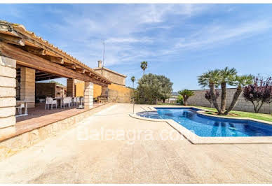 House with pool and terrace 3