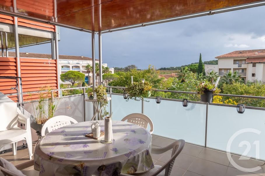 Vente appartement 2 pièces 49.05 m² à Le Lavandou (83980), 299 000 €