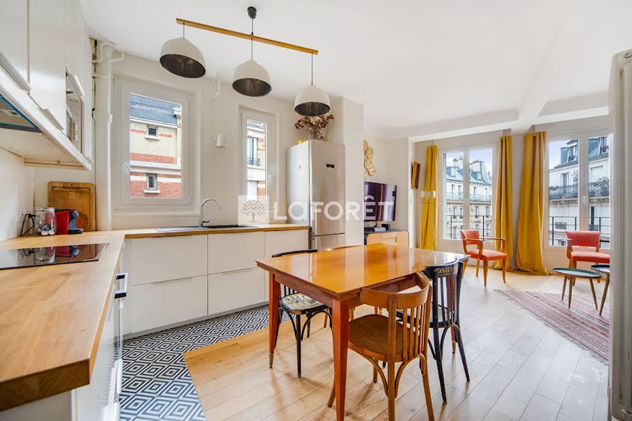 Vente appartement 3 pièces 62.64 m² à Paris 18ème (75018), 749 000 €