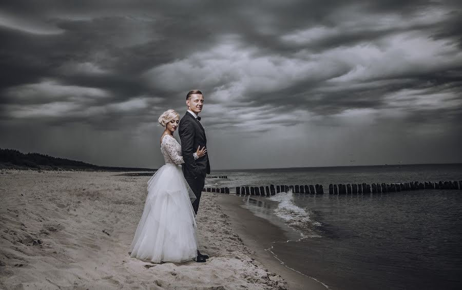 婚禮攝影師Adrian Letkowski（adrianletkowski）。5月7日的照片