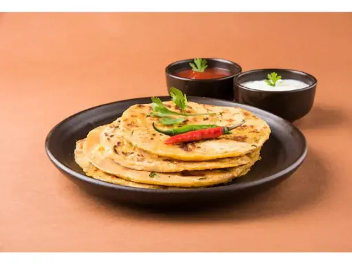 Aloo Paratha With 2 Phulka And Dhal Tadka