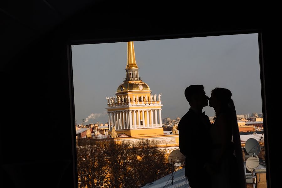 Photographe de mariage Liza Karazhova (lizaka). Photo du 2 avril 2017