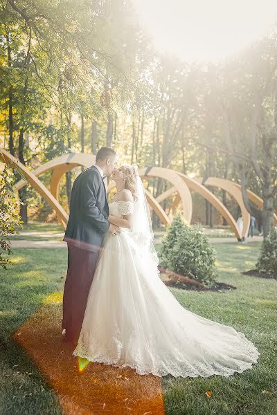 Wedding photographer Lena Smirnova (lsphotographynn). Photo of 4 October 2021