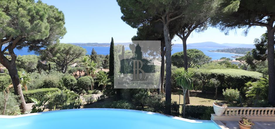 Vente villa 10 pièces 560 m² à Sainte-Maxime (83120), 5 500 000 €