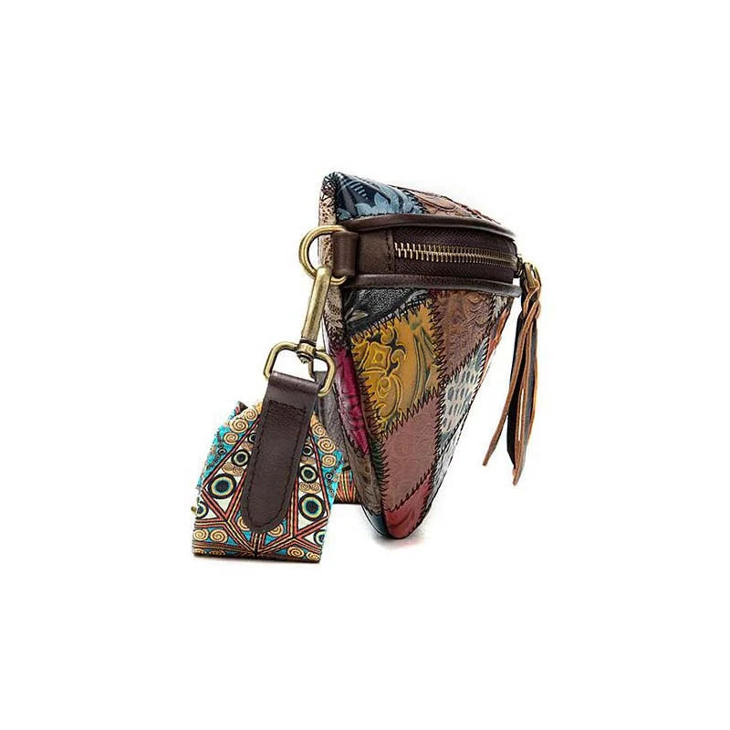 Title 9, Bolso bandolera de cuero con costuras y relieve...