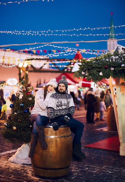 Jurufoto perkahwinan Aleksey Sychev (absfoto). Foto pada 12 Disember 2018