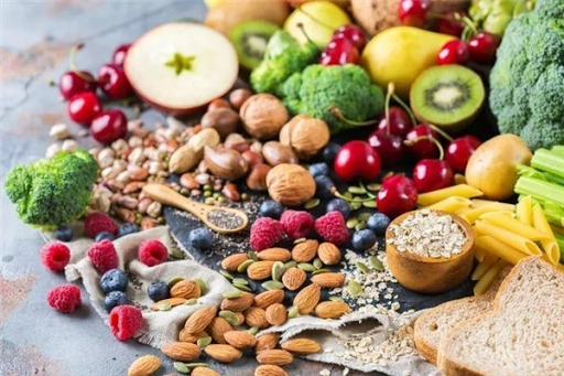Losing Weight While Pregnant If Overweight: chter nutrients lesson vitins wter fibre nd...
