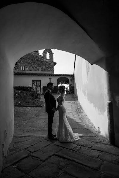 Fotografo di matrimoni Veronika Lapteva (verona). Foto del 12 novembre 2019