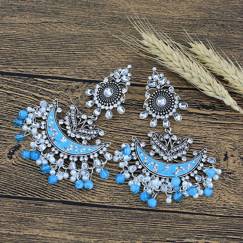 Boucles d'Oreilles Ethniques Vintage Goutte d'Eau et Pendentif Gland Bohème. Accessoire Tendance pour Femmes. Sublimez Votre Style avec Élégance.