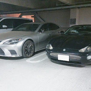 XKクーペ XKR