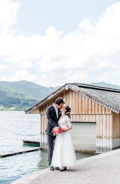 Fotografo di matrimoni Veronika Anna Zollner (veronikaannaf). Foto del 13 dicembre 2017