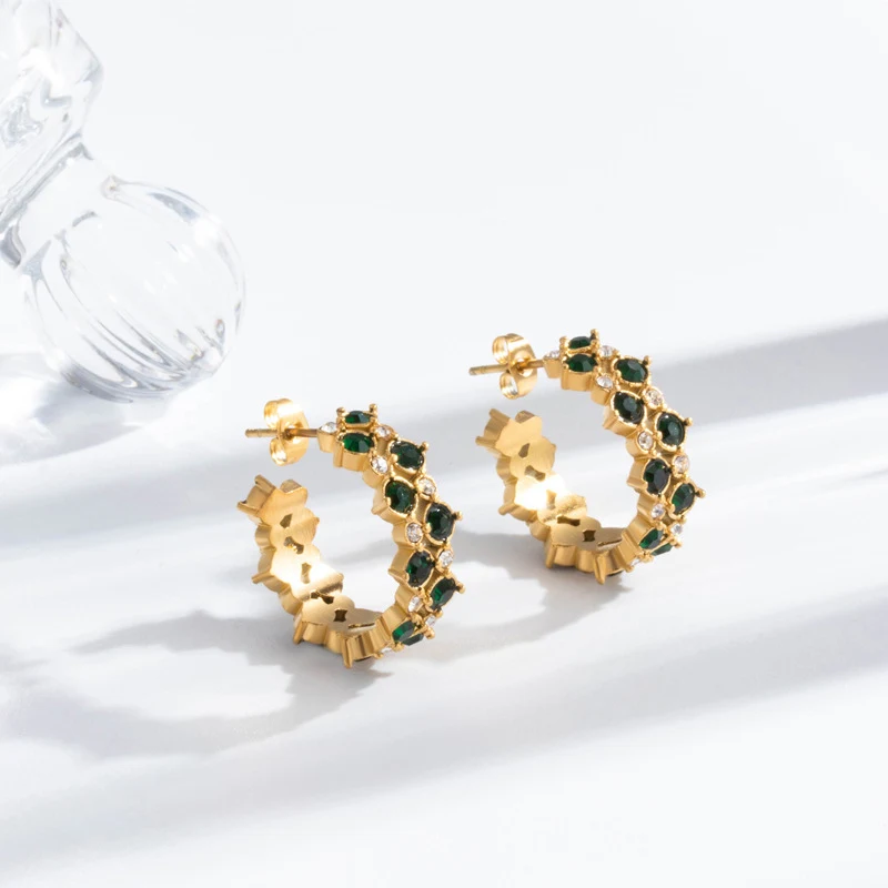 Title 7, Trendy oorbellen van titaniumstaal met strass, ...