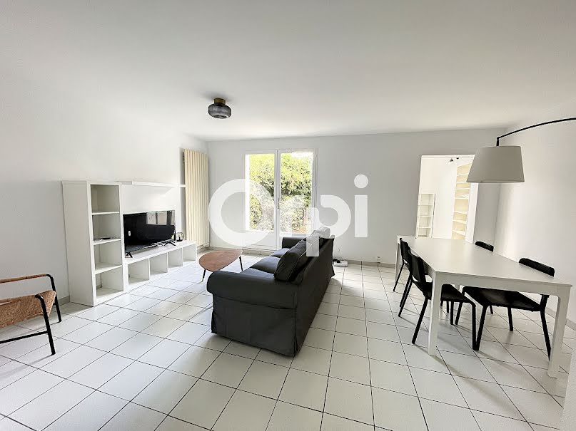 Location meublée maison 5 pièces 93.5 m²