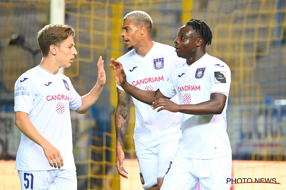 Anderlecht fait le spectacle chez un faible Waasland-Beveren, mais reste friable derrière