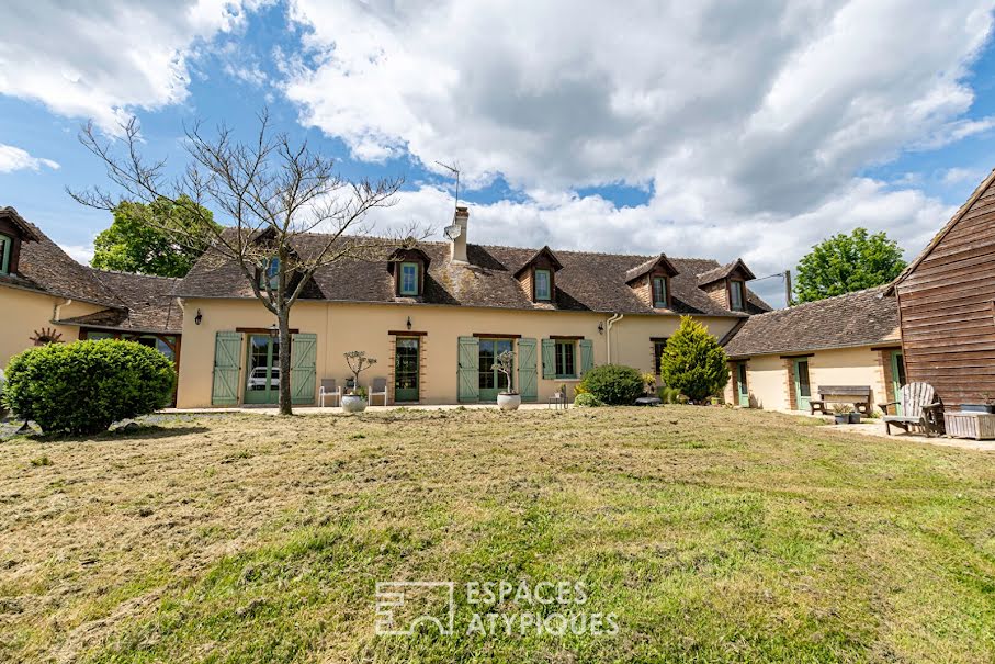 Vente maison 14 pièces 438 m² à Beaufay (72110), 420 000 €