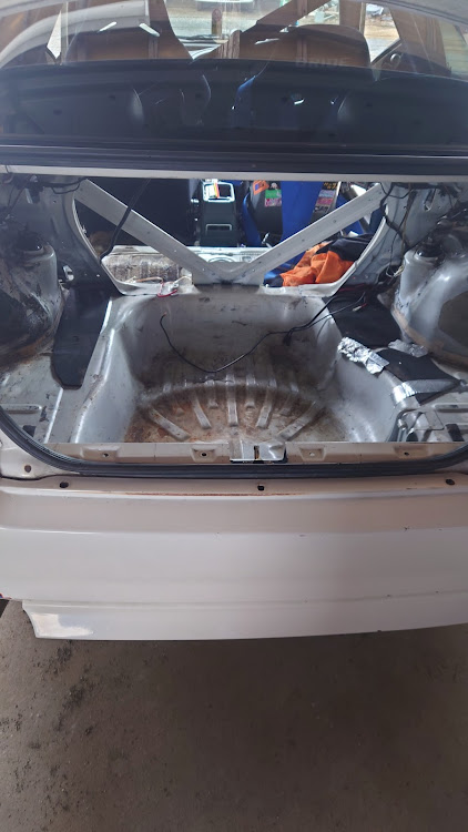 ミラージュアスティのCJ4A・塗装DIY・仕様変更に関するカスタム事例の投稿画像2枚目