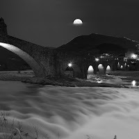 Bobbio by night. di 