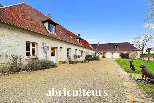 Maison avec terrasse